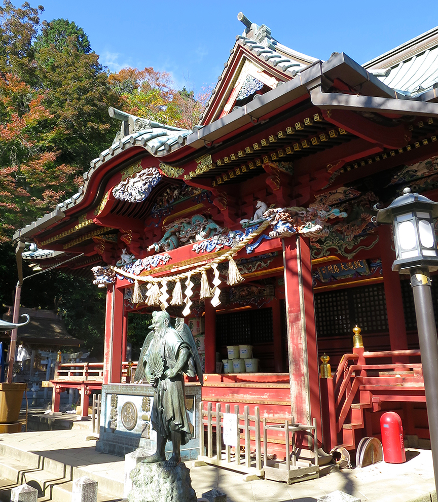 The shrine at the top of the mountain is a short walk from the cable car and chairlift.